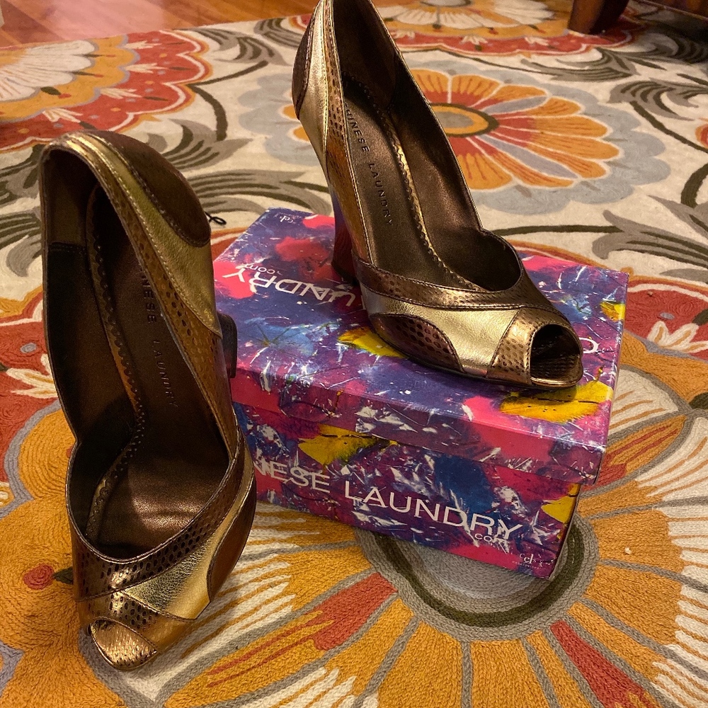 Chinese Laundry "Foxy" Patchwork Bronze Wedges